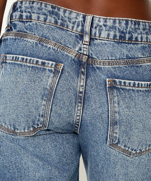 Calça Jeans Reta Feminina Bolsos Marisa