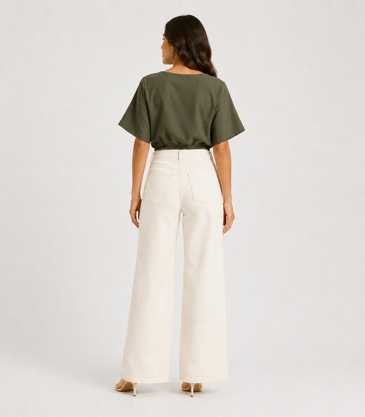 Blusa Feminina Com Decote Em V Infinita Cor Verde