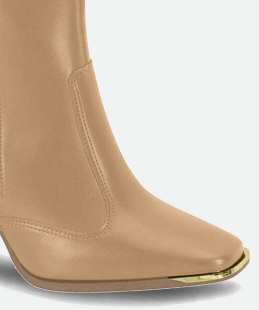 Bota Feminina Cano Curto Salto Grosso Botão Vizzano 