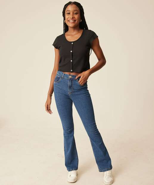 Calça Jeans Flare Feminina Bolsos 