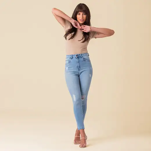 Calça Jeans Cigarrete Puídos Feminina Disparate