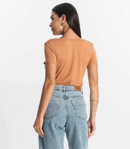 Blusa Feminina Viscotorcion Com Bolso Rovitex Marrom