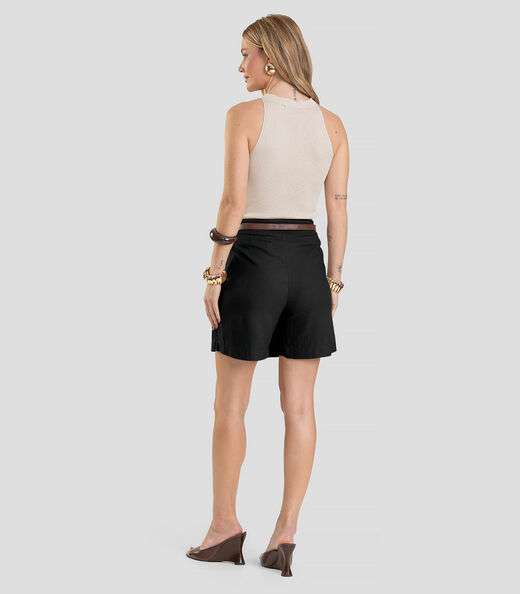 Shorts Saia Feminino em Tecido Linho Dianna Preto