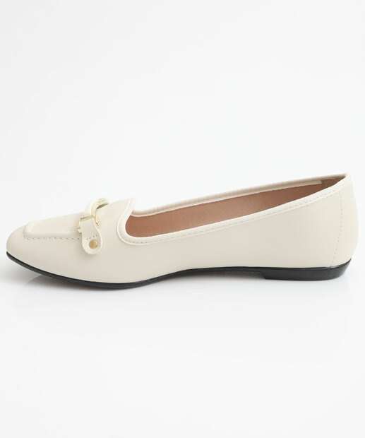 Sapatilha Feminina Bico Quadrado Moleca Off White