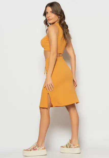 Saia Midi Com Fenda Malha Caramelo Salvatore