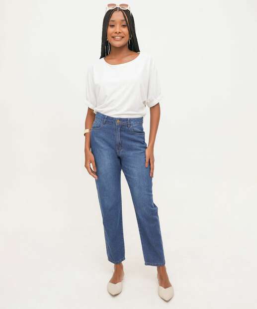 Calça Mom Jeans Bolsos 