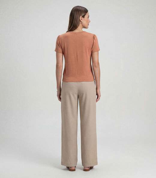 Blusa Feminina Em Visco Tricot Infinita Cor Marrom