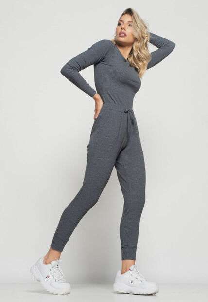 Blusa  Básica Manga Longa e Gola Redonda Canelada Grafite