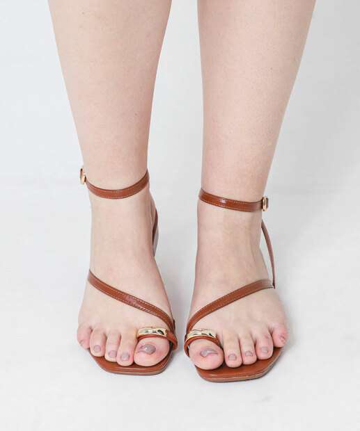 Sandália Feminina Rasteira Bebecê Caramelo 