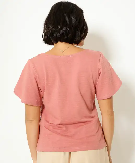 Blusa Feminina Textura Babado Manga Curta Marisa