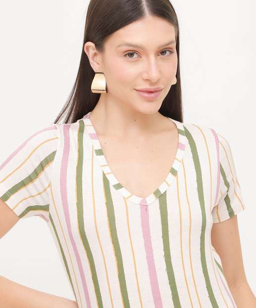 Blusa Feminina Estampa Folhas Manga Curta Marisa