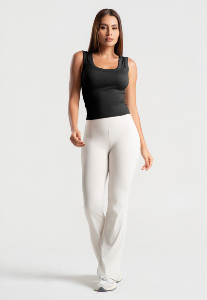 Regata Canelada em Malha Poliamida Preta Wemood