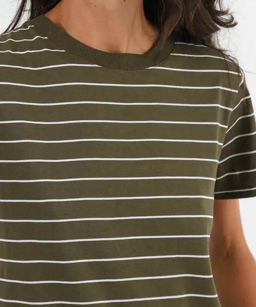 Blusa Feminina Listrada Manga Curta Marisa Verde