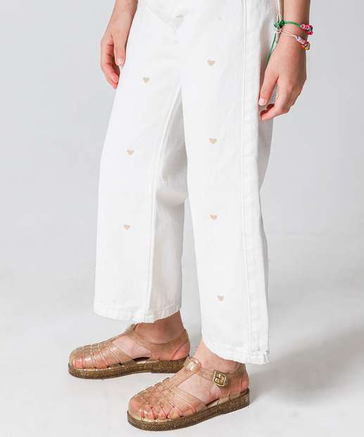 Calça Sarja Pantacourt Infantil Bordado Tam 4 a 8 Off White