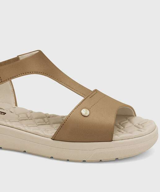Sandália Feminina Flatform Tiras Comfortflex Marrom