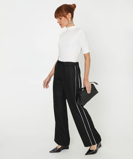 Blusa Feminina Gola Alta Sem Manga Marisa Off White