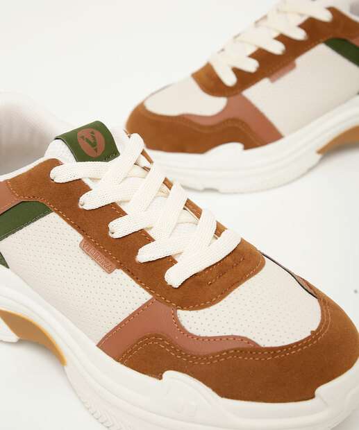 Tênis Casual Feminino Recorte