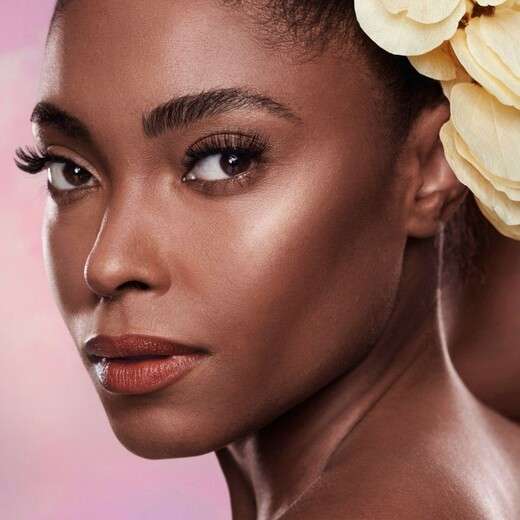 Paleta Multifuncional de Contorno e Iluminador Hécate 4 Cores by Karen Bachini