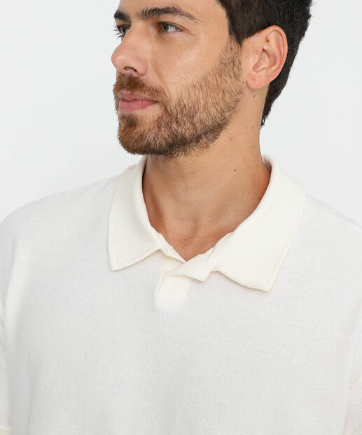 Polo Masculina Moletinho Textura Marisa Off White