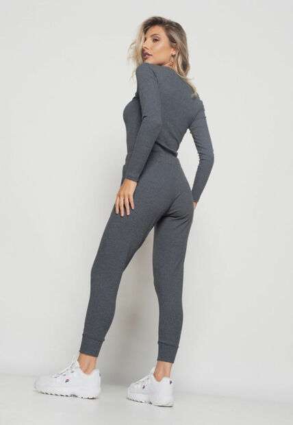 Blusa  Básica Manga Longa e Gola Redonda Canelada Grafite