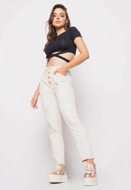 Cropped  Manga Curta Com Tiras Malha Preto