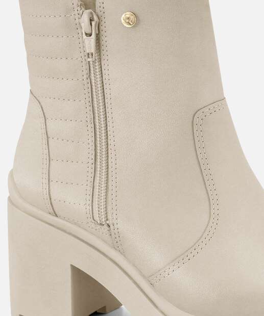 Bota Feminina Ankle Boot Salto Grosso Tratorado Ramarim