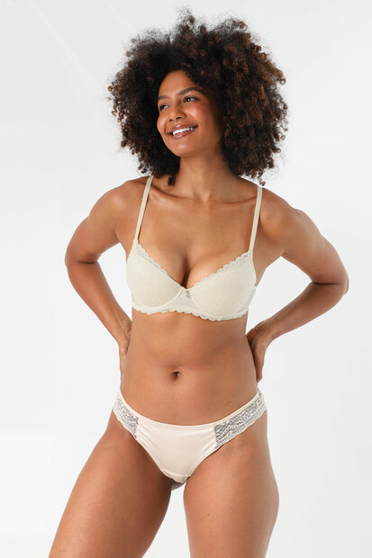 Calcinha Biquíni Recorte Renda Marisa Off White