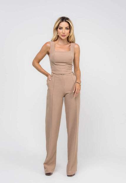 Cropped Alfaiataria Com Decote Reto Bege Salvatore