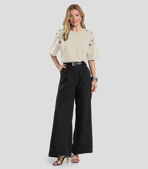 T- Shirt Oversized Feminina com Ilhós Dianna Bege