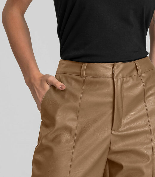 Calça Feminina em Courino Basic Dianna Marrom