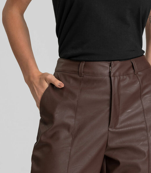 Calça Feminina em Courino Basic Dianna Marrom